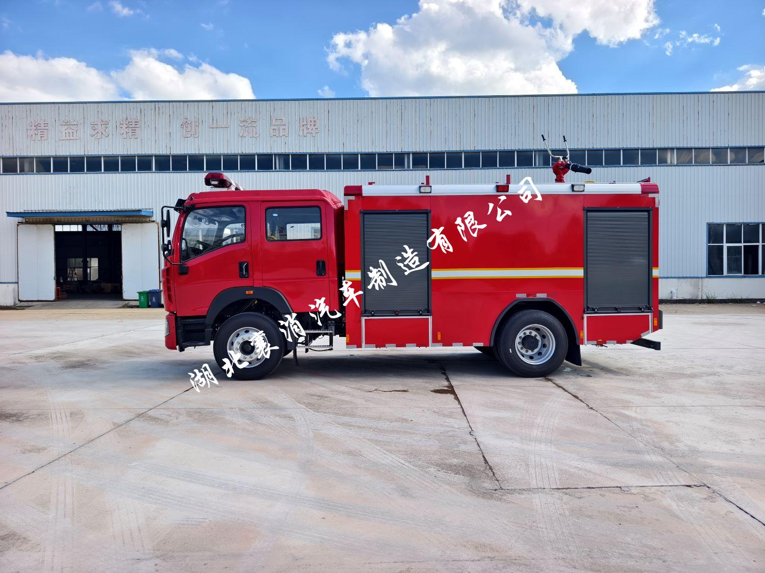 守护平安的 &ldquo;红色战队&rdquo;：消防车...